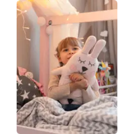 Kā izvēlēties bērnu gultiņu – drošas gultiņas jaundzimušajiem