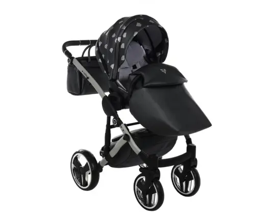 Junama Glow col.4 Graphite silver Универсальная коляска 2 в 1