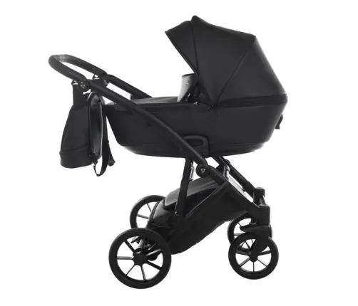 Junama Space Eco 03 Black Детская коляска 2in1