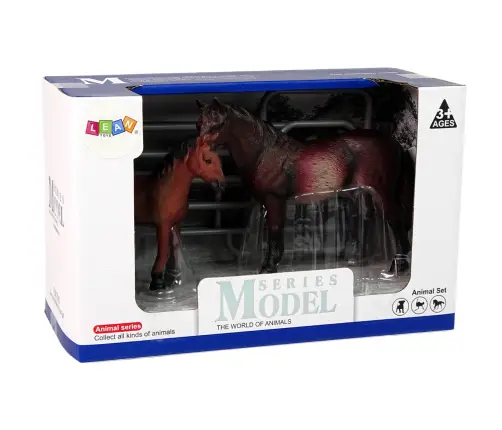 Set of 2 figurines Horse with foal and pen