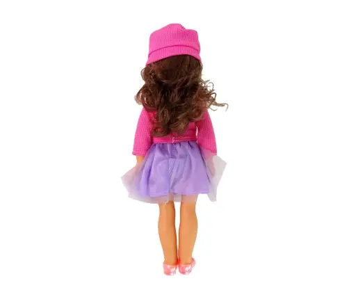 Leļļu meitenīte ar brūniem matiem