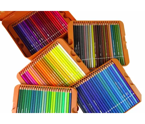 Little Artist Set 120 pcs. Crayons In Organizer