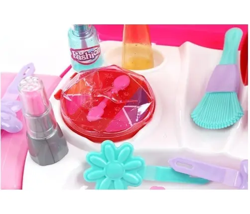 Beautician Dressing Table in a Case