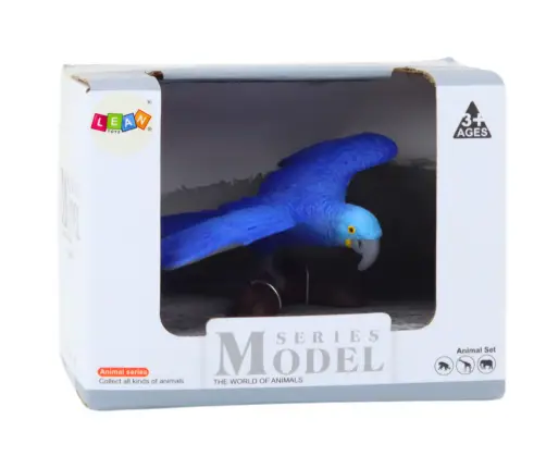 Figurine Blue Macaw Parrot Animals of the World