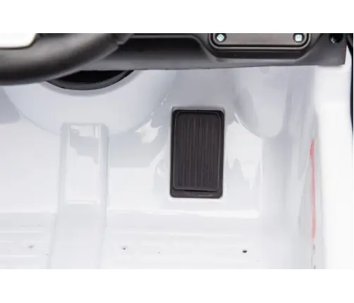 Одноместный электромобиль Audi Q7 White