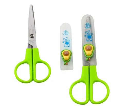 Two-handed school scissors with safety cap Mix 12cm