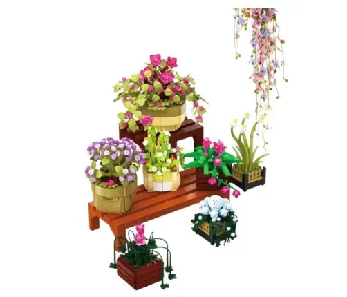 Construction Blocks Flowers in Pots 7 pcs Two Shelves 1446 pcs.
