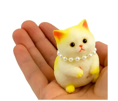 Sensory Squishy Soft Kitten with Pearls White and Yellow 7.5cm