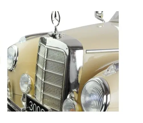 Vienvietīgs elektromobilis LS-618 Mercedes 300S Beige Painting
