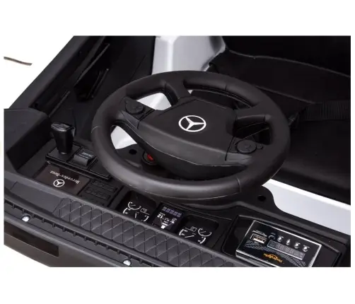 Bērnu elektroauto Mercedes Actros Black