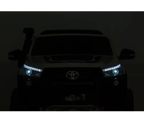 Двухместный детский электромобиль Toyota Hilux Silver Painted