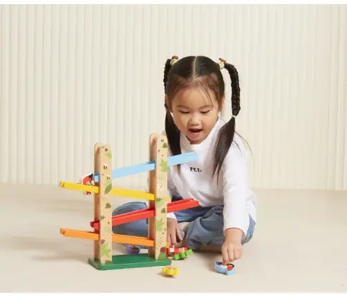 Viga 44671 Zjeżdżalnia - dżungla