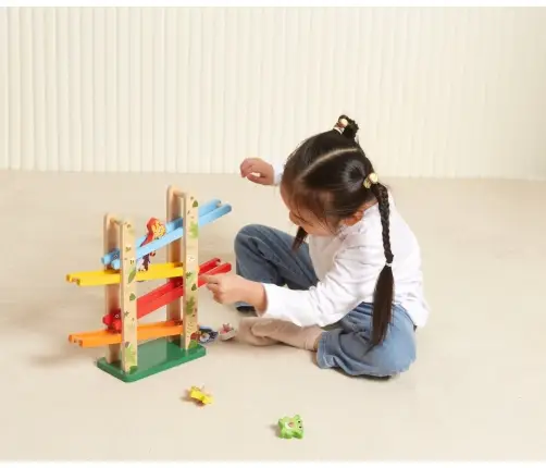 Viga 44671 Zjeżdżalnia - dżungla