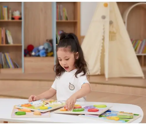 Viga 44702 Puzzle na podkładce 7 elementów- farma