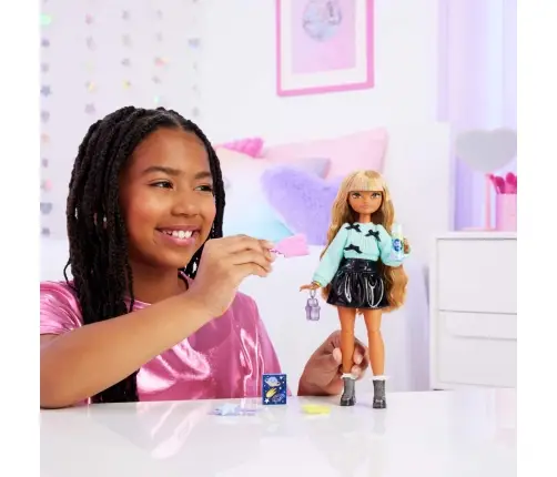 Barbie Dream Besties Doll - Zia JGG36