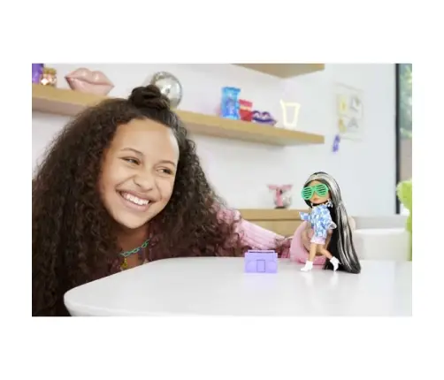 Barbie Extra Mini Doll - Checked Jacket HGP64