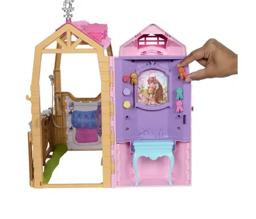 Barbie Ultimate Stable HXJ44