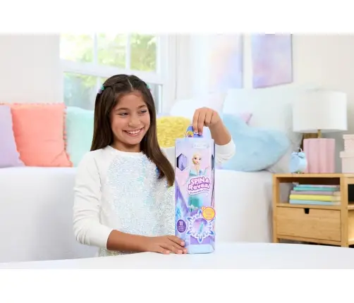 Frozen Fashion Dolls Spin and Reveal Elsa JBG59