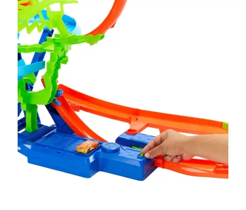 HW Stunt Tracks Mid-Air Crash JFD12