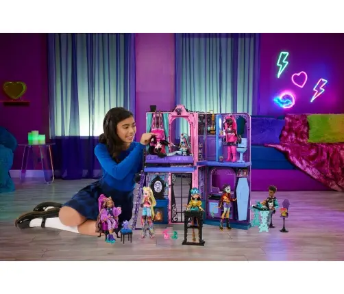 Monster High Boo-tique Hotel JBF16