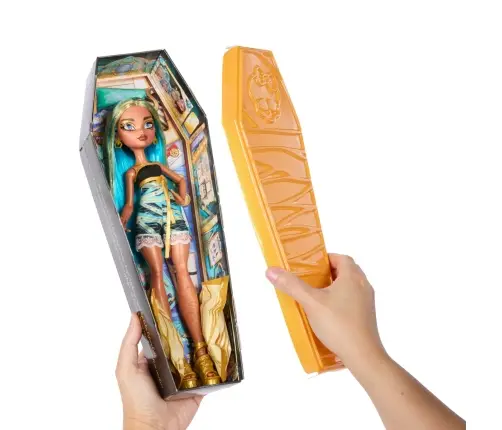 Monster High Burried Secrets: Sleepover - Asst (4) & Series 2 3 HYV64