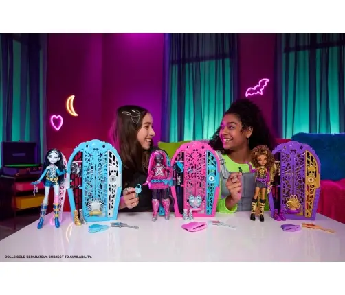 Monster High Skulltimates Secrets Hauntlywood Series - Frankie Stein JBG81