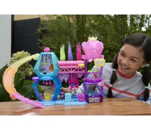 Trolls Crystal Clubhouse Playset HNF24