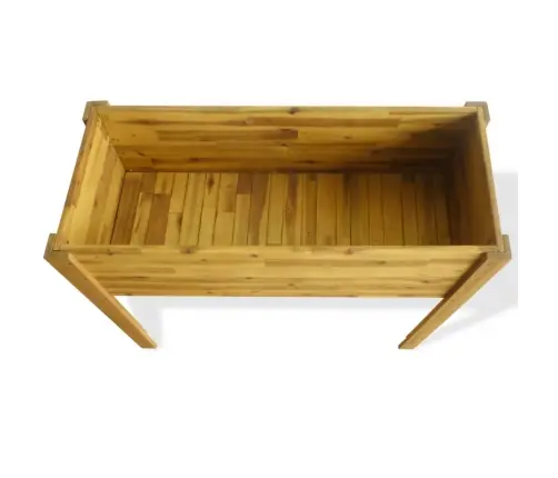 Tõstetud Taimelava, Toekast Akaatsiapuidust