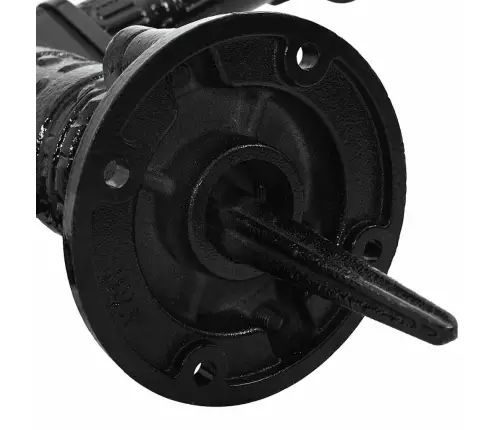 Aia Käsipump, Malmist