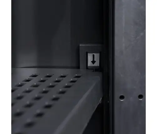 Aia Hoiukapp, 2 Riiuliga, Must Ja Hall