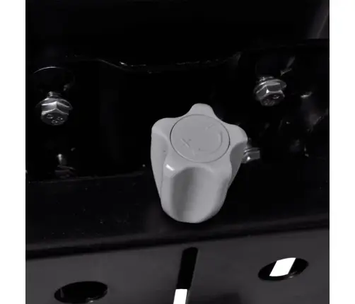 Traktoriiste Vedustusega, Must