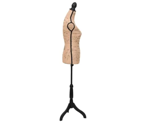 Moters Biustas, Rudas