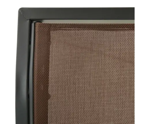 Aiakiik Varikatusega, Kohv