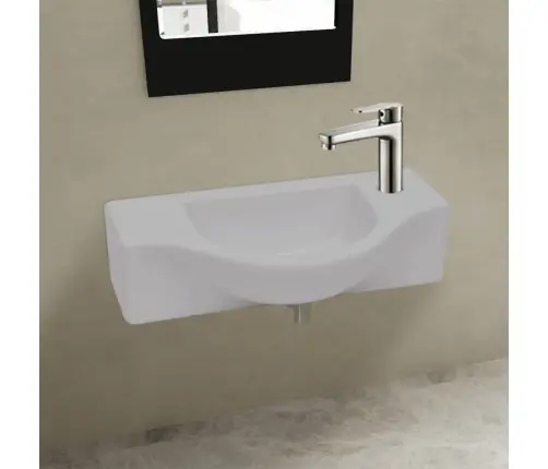 Vannas Istabas Izlietne Ar Vietu Krānam, Keramiska, Balta