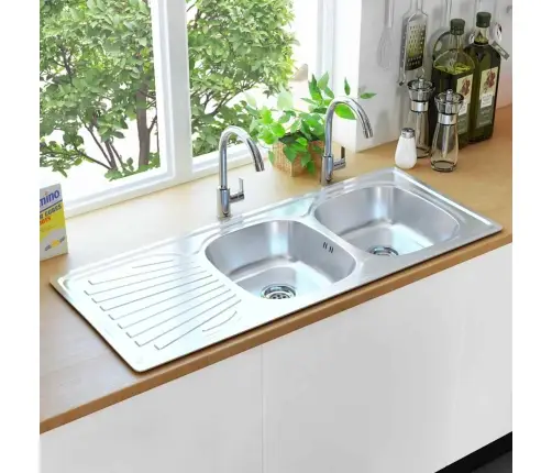 Virtuvinė Plautuvė Su 2 Dubenimis, Sieteliu Ir Sifonu, Plienas