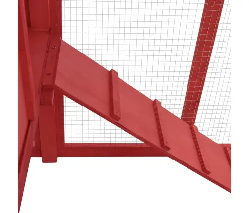 Narvas Viščiukams Su Lizdu, Raudonas Ir Baltas, Eglės Masyvas