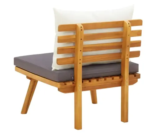 Aiatool Istmepadjaga, Toekast Akaatsiapuidust