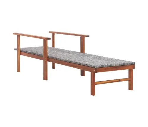 Lamamistool, Polürotang Ja Akaatsiapuit, Hall