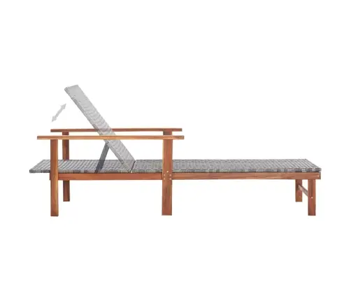 Lamamistool, Polürotang Ja Akaatsiapuit, Hall