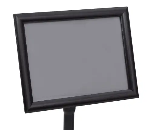 A4 Postrialus, Must, Alumiiniumsulam