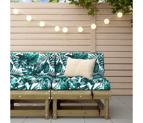 Aia Keskmine Diivan, Immutatud Männipuit