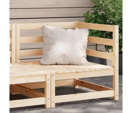 Aia Nurgadiivan, 70 X 70 X 67 cm Männipuit