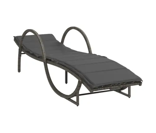 Sauļošanās Zviļņi, 2 Gab., Ar Galdu, Pelēka Pe Rotangpalma Vidaxl Sauļošanās Zviļņi, 2 Gab., Ar Galdu, Pelēka Pe Rotangpalma Vidaxl