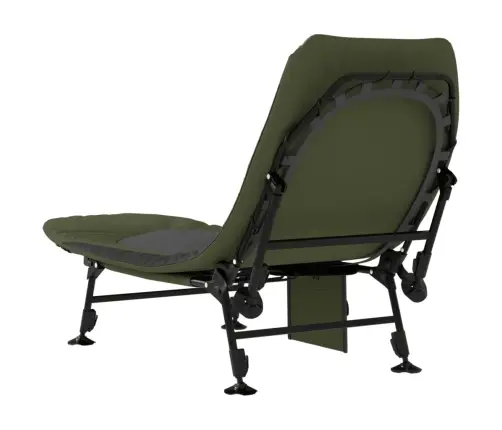 Gultas Žvejybai Su Padukus Nuo Purvo Turinčiomis Kojomis