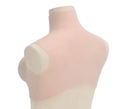 Silikoonist Rindade Kate, Kaukaasia, D-Korv