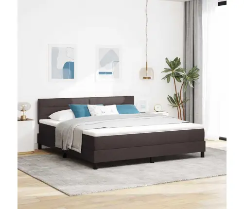 Kiemas Lova Su Čiužiniu Tamsiai Rudas 180 X 200 Cm Audinys