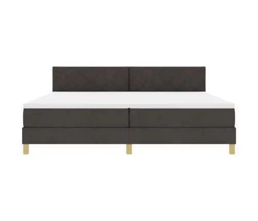 Kaste Spožs Gulta Ar Matraci Tumšbrūnā Krāsā 200X200 Cm Audums Vidaxl