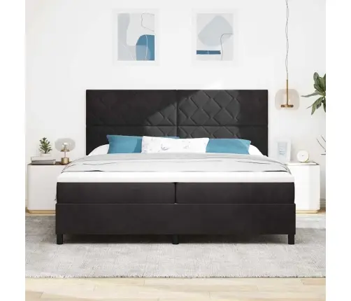 Kastes Atsperu Gulta Ar Matraci Melnā Krāsā 200X200 Cm Samts Vidaxl