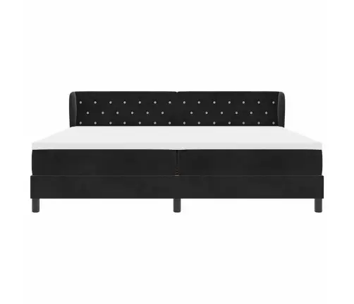 Kiemas Lova Su Čiužiniu Juoda 200 X 200 Cm Aksomas