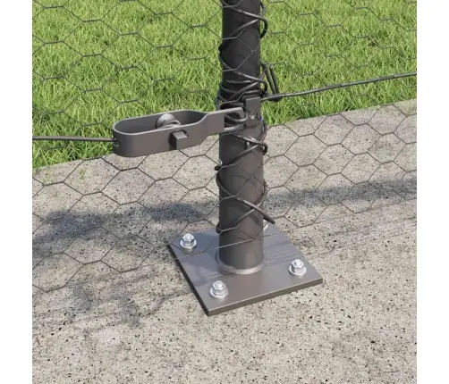 Tvora Su Stulpais Pilka 0.4 X 100 M Pvc Dengtas Plienas